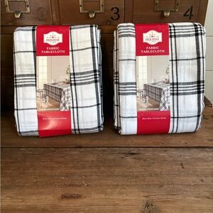 2 Holiday Time Black and White Checkered Tablecloth